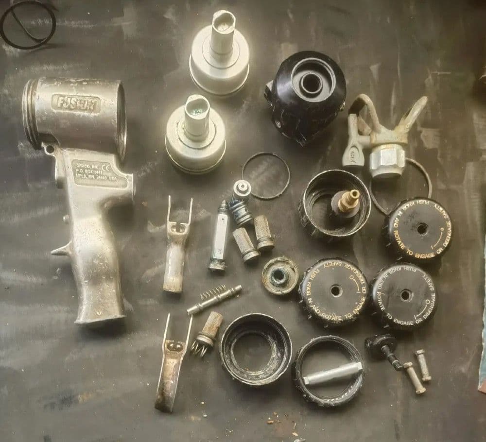 Causas de la obstrucción de las pistolas Graco Ap